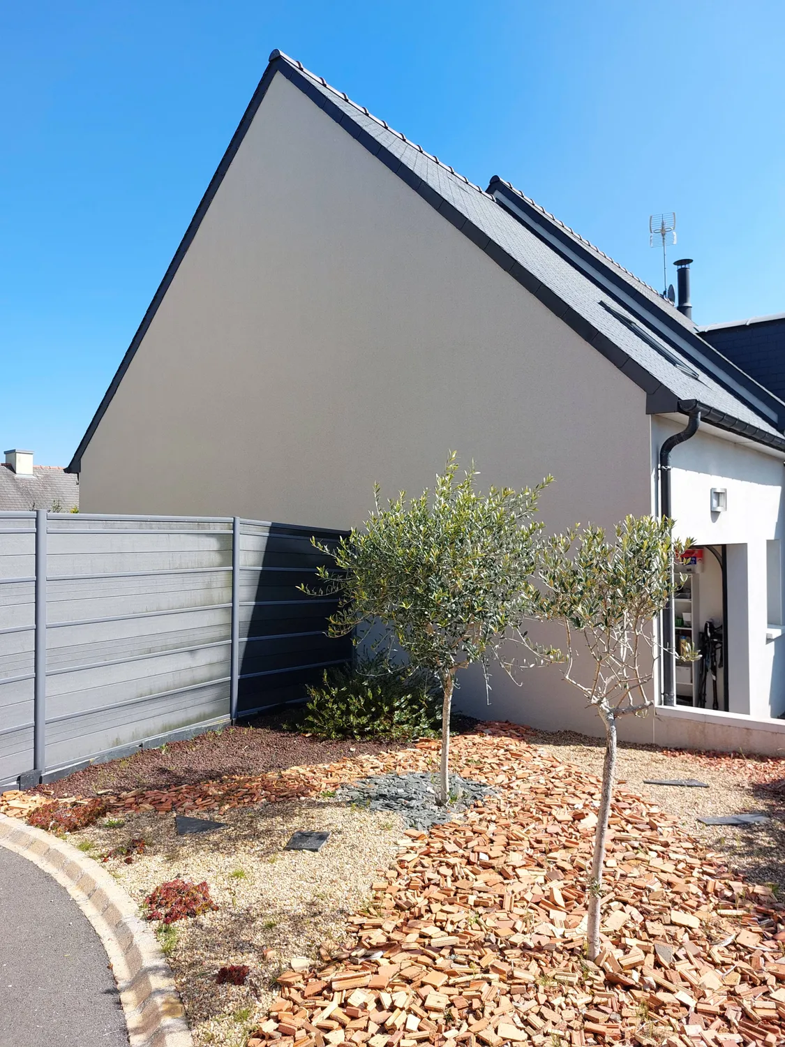 demoussage de toiture ernee